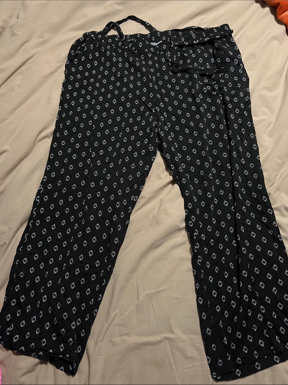 Old Navy Black Wide-Leg Pants with White Diamond Print